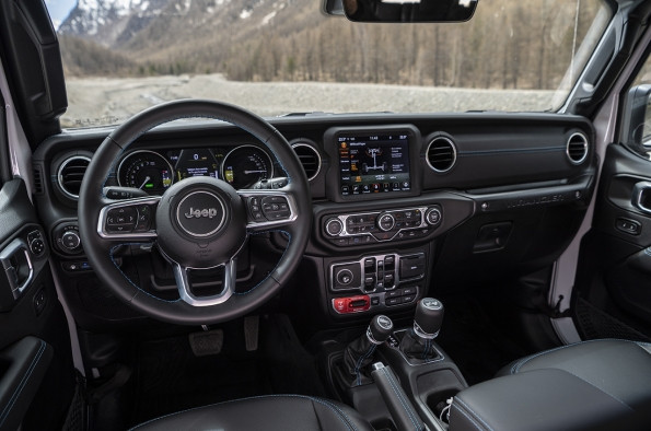 Jeep Wrangler 2024 4