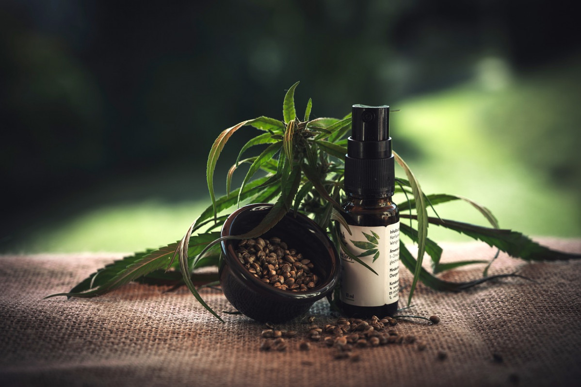 Cbd ol 4473889 1280