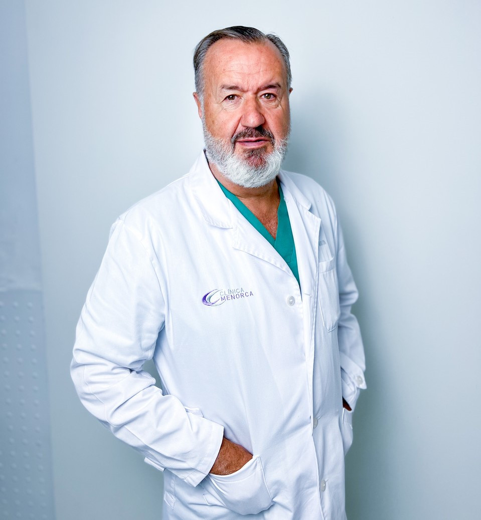Dr. Ángel Martín