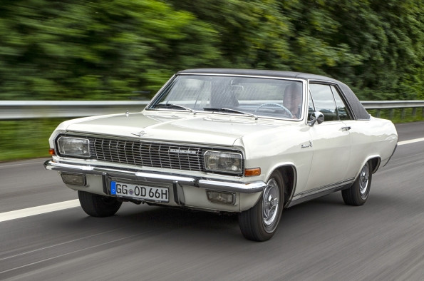 OPEL DIPLOMAT 1