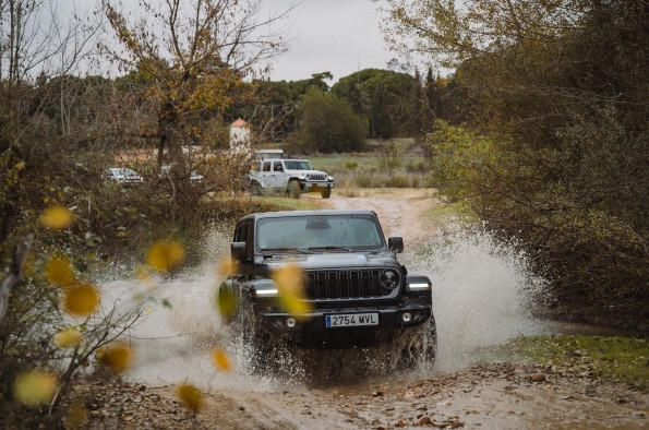Jeep Wrangler 3