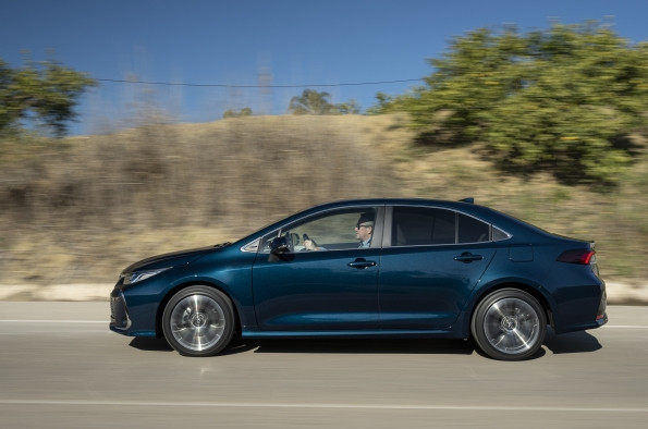 Toyota Corolla 4