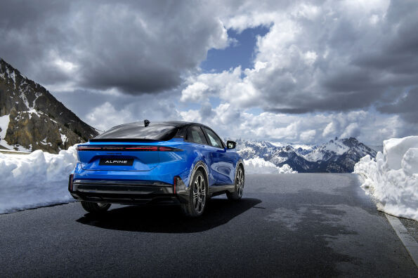 Alpine A390 2