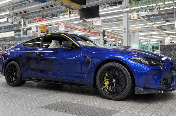 BMW M4 CS 1