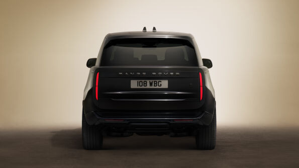 Range Rover SV 2