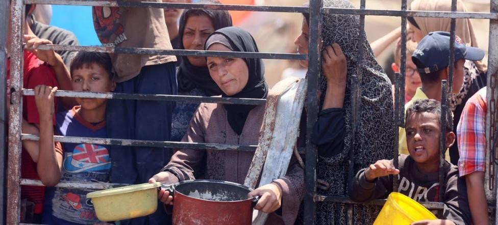 En Gaza ninos y mujeres perecen de hambre