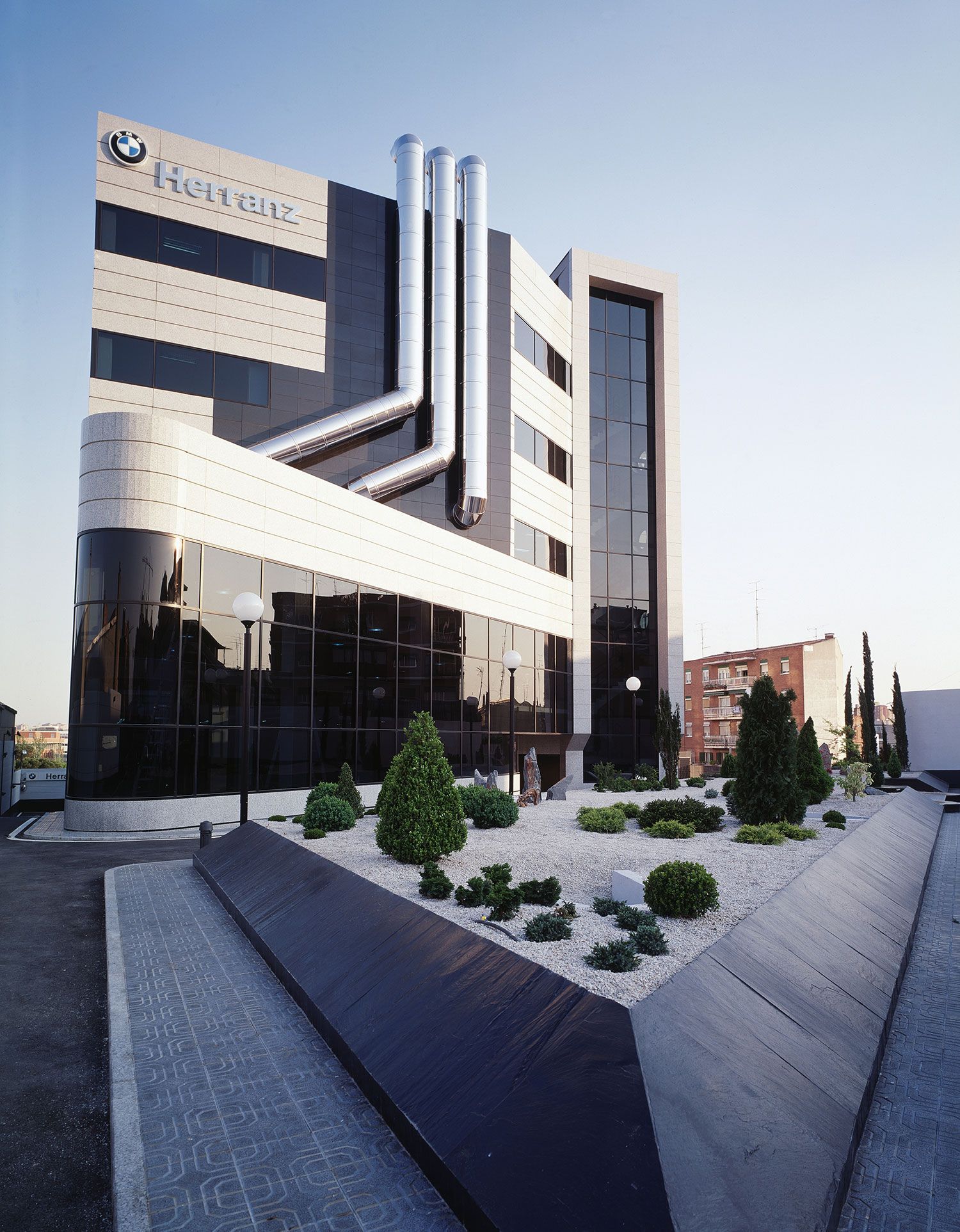 Ibericar Cuzco adquiere Herranz y se consolida como el concesionario BMW y MINI de referencia en Madrid