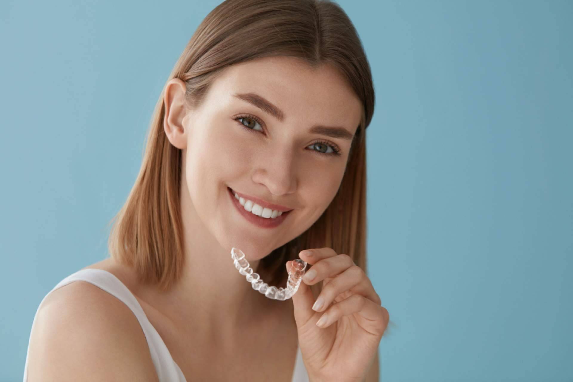 Los beneficios de la ortodoncia invisible Invisalign, con InterORALIA