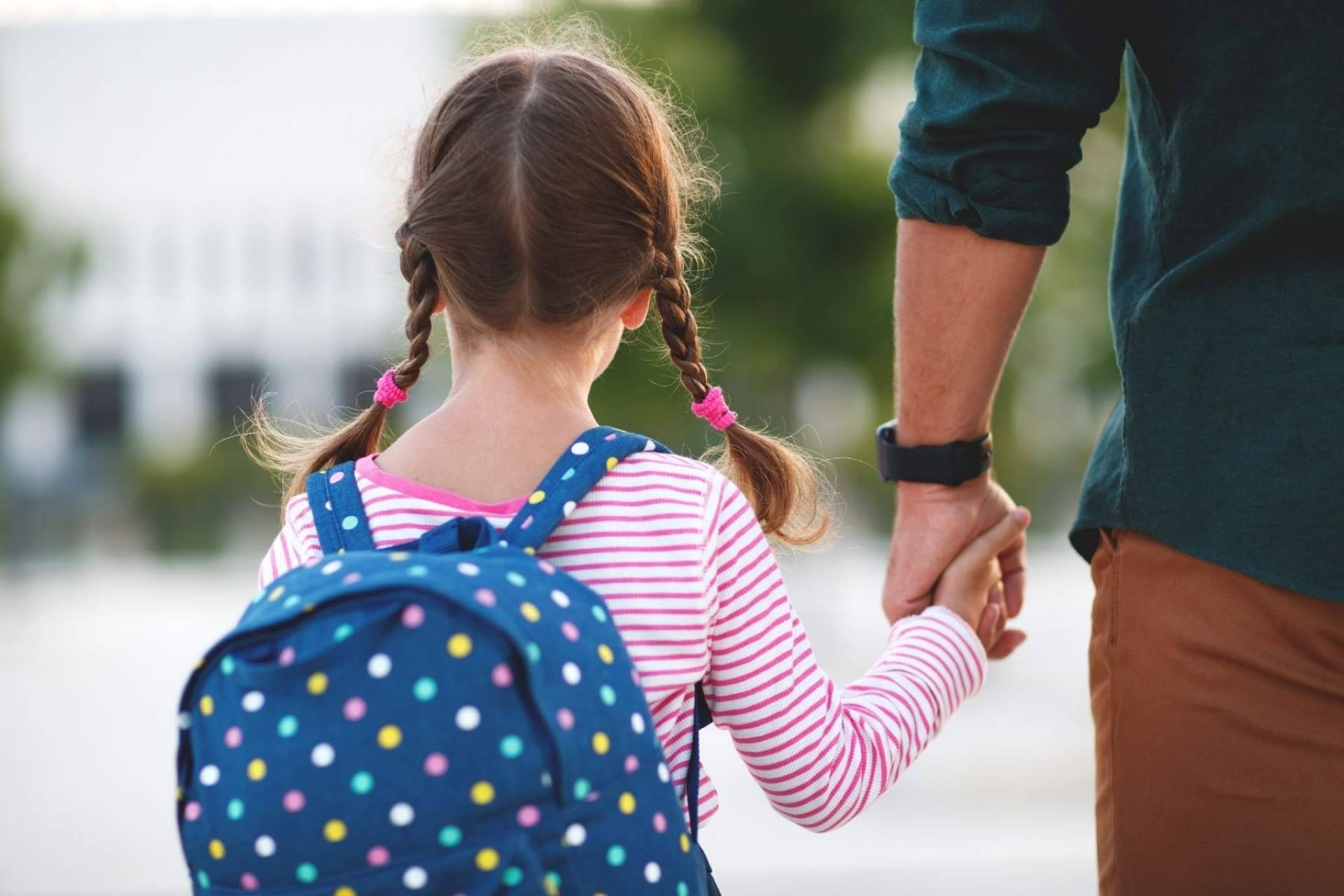 El método Creciendo con C se inspira en el Método Montessori y defiende el desarrollo natural de los niños