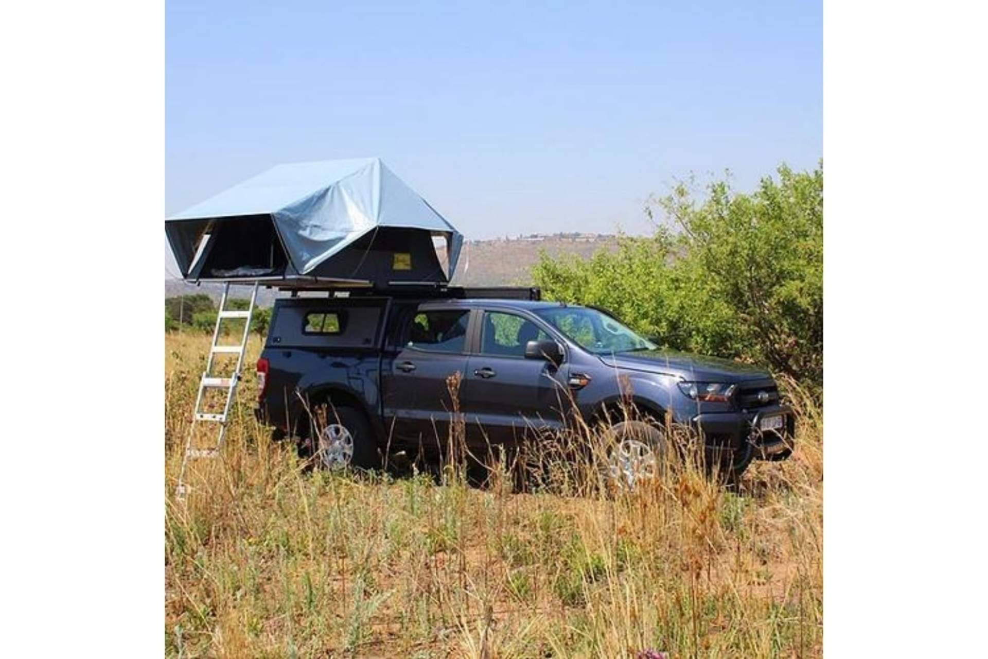 Con las tiendas de techo de Foxcamper, el viaje es el destino