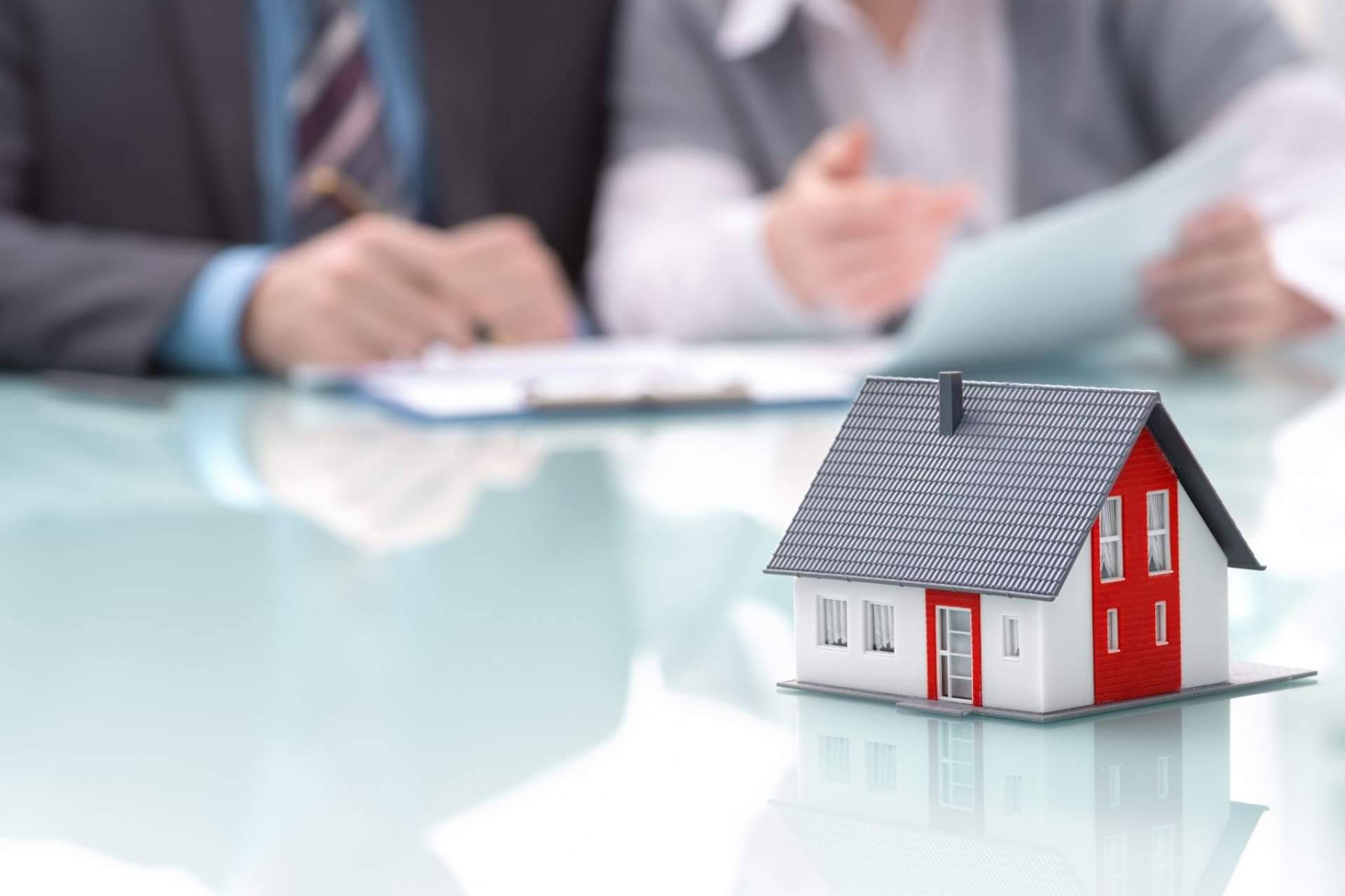 Inmo Academia ofrece cursos para agentes inmobiliarios y personas que quieren empezar este negocio: el método propio de la franquicia Inmo Merkat, elaborado por Marin Atanasov Anev