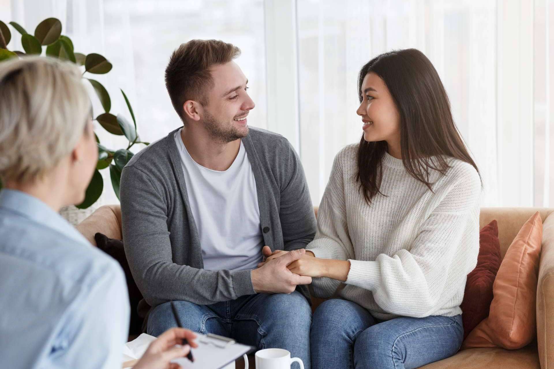 Terapia de pareja con Cristina Centeno para gestionar momentos difíciles en una relación