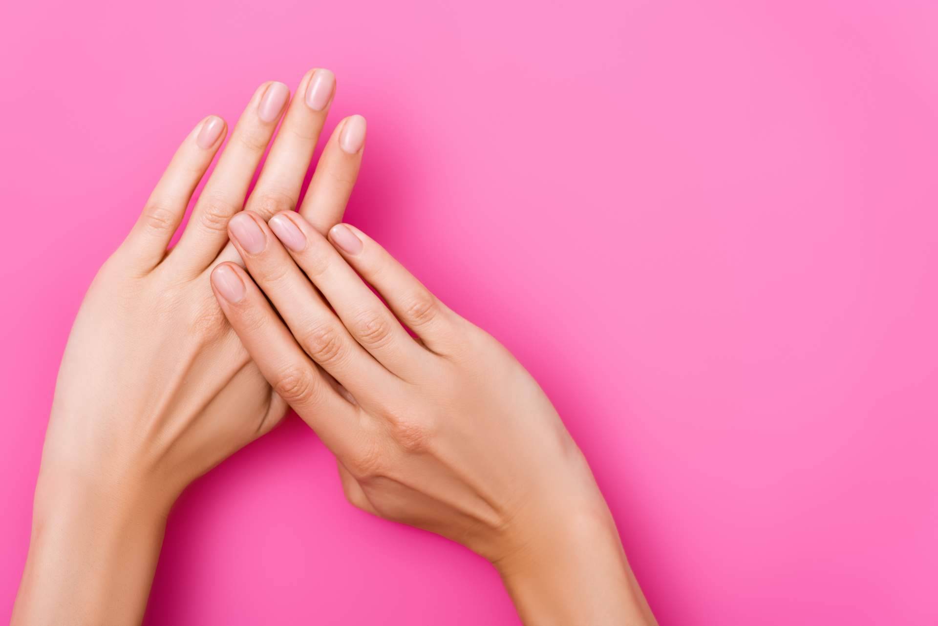 Kunal Cosmetics dispone de sets de esmaltes de uñas veganos