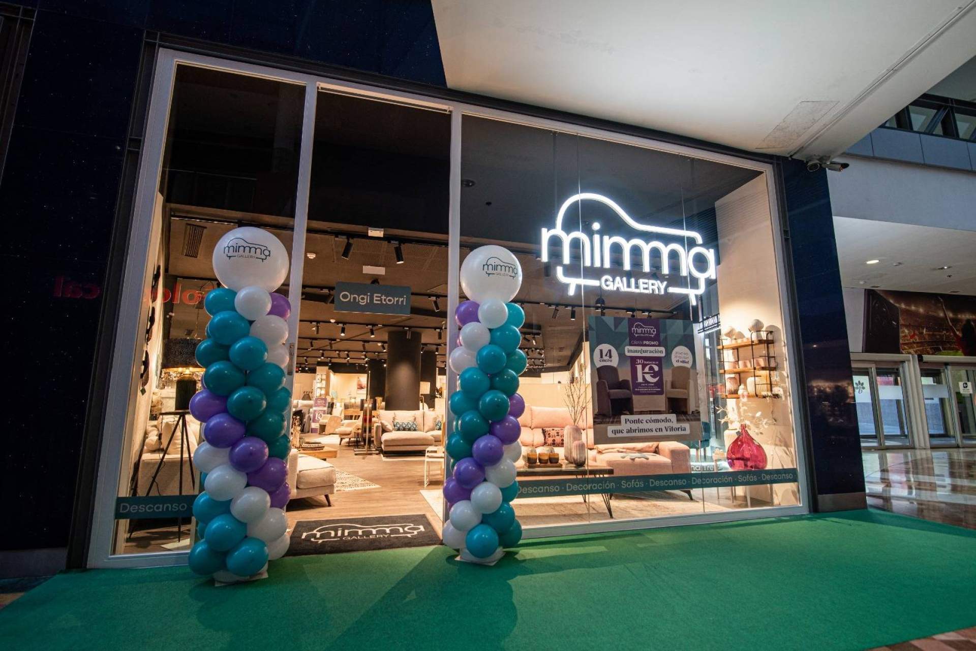 Mimma Gallery aterriza en Vitoria con 60 butacas a 1 €