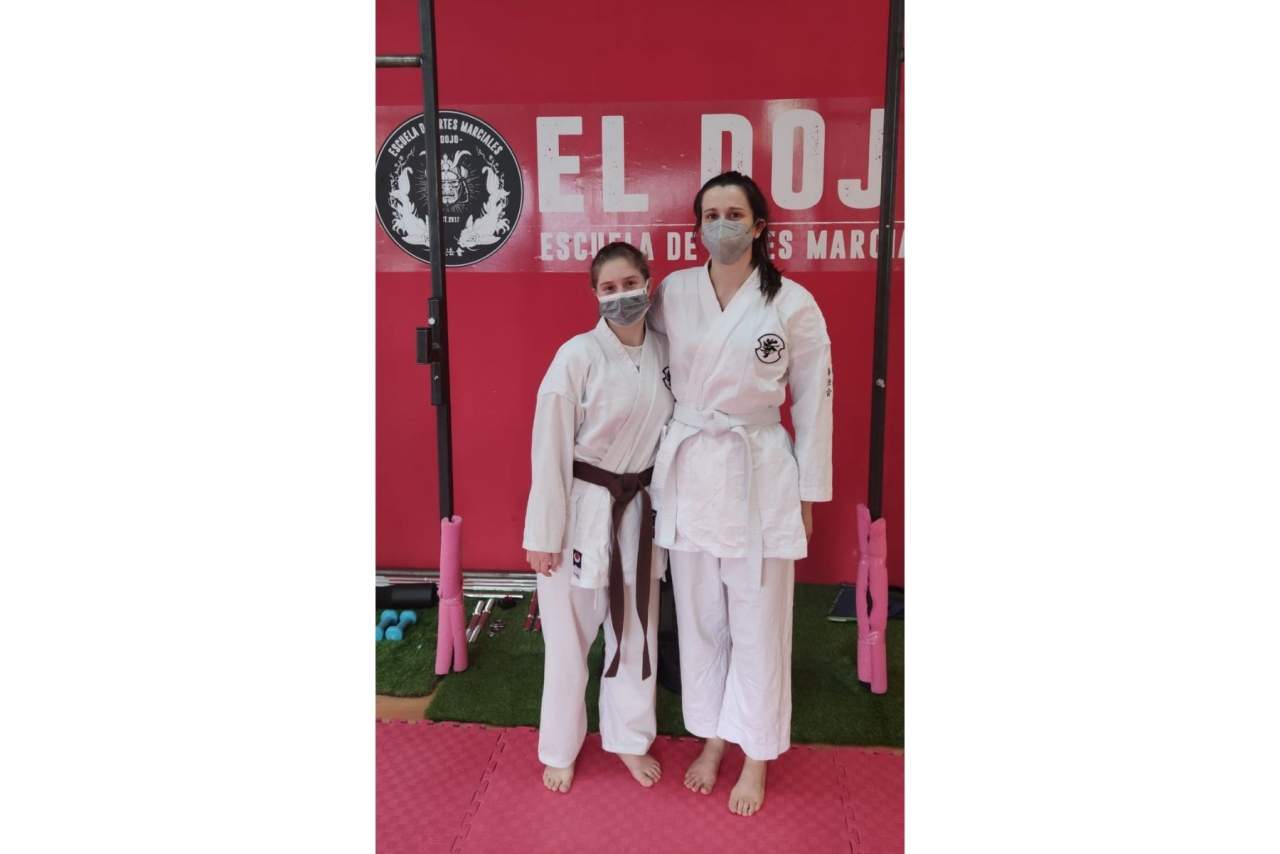 La Escuela de Artes Marciales El Dojo, capitaneada por el Campeón del Mundo de Kenpo Kai Danilo Jude, se convierte en la gran protagonista del 2ndo Torneo Europeo de Katas Online