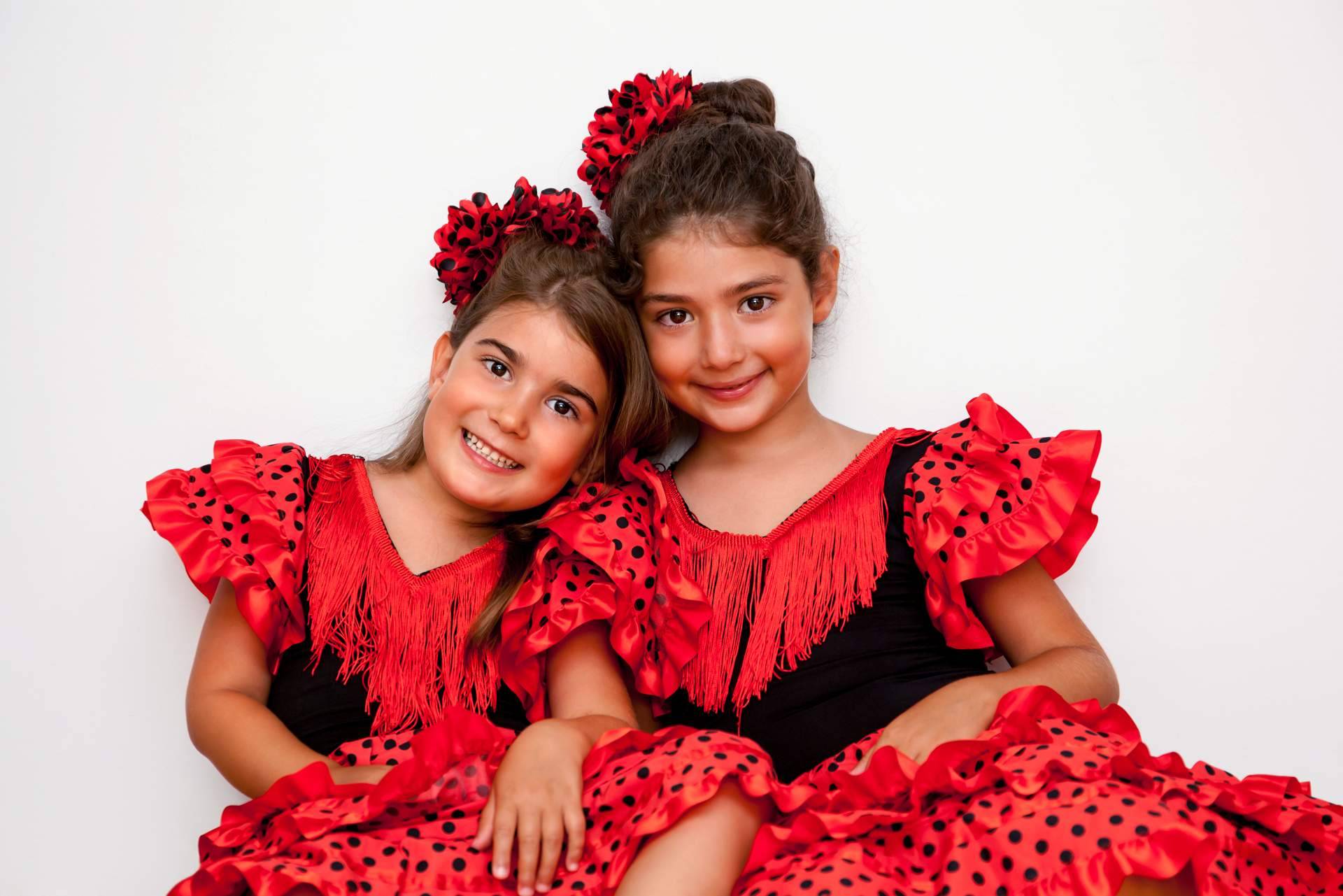 Trajes de flamenca para niñas en Viva La para la Feria de Abril de Sevilla 2023