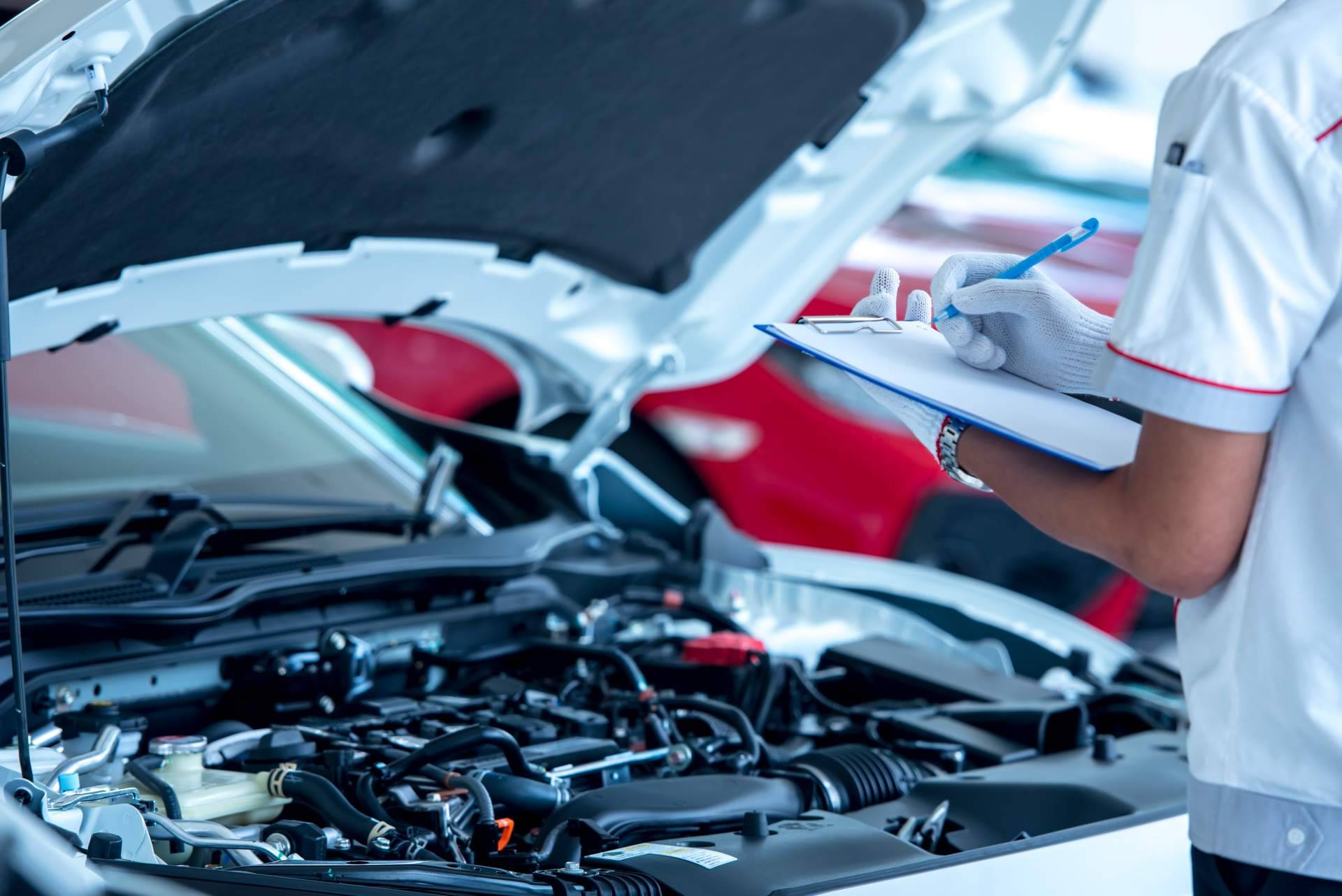 10 puntos a tener en cuenta a la hora de comprar un coche de segunda mano: los trucos de SF Motor