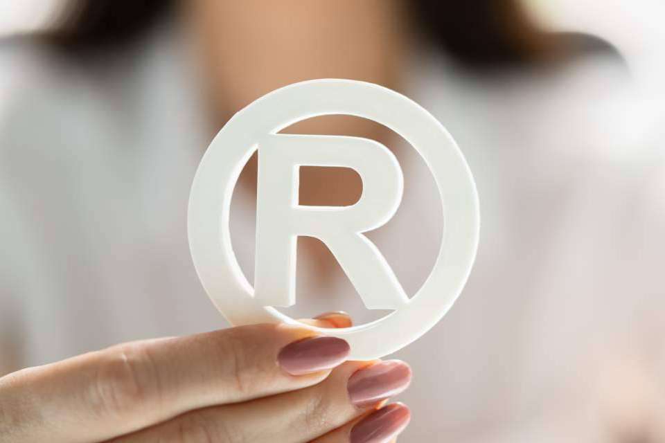 iMarcas, sobre la ley de marcas y las prohibiciones absolutas y relativas en el registro de una marca