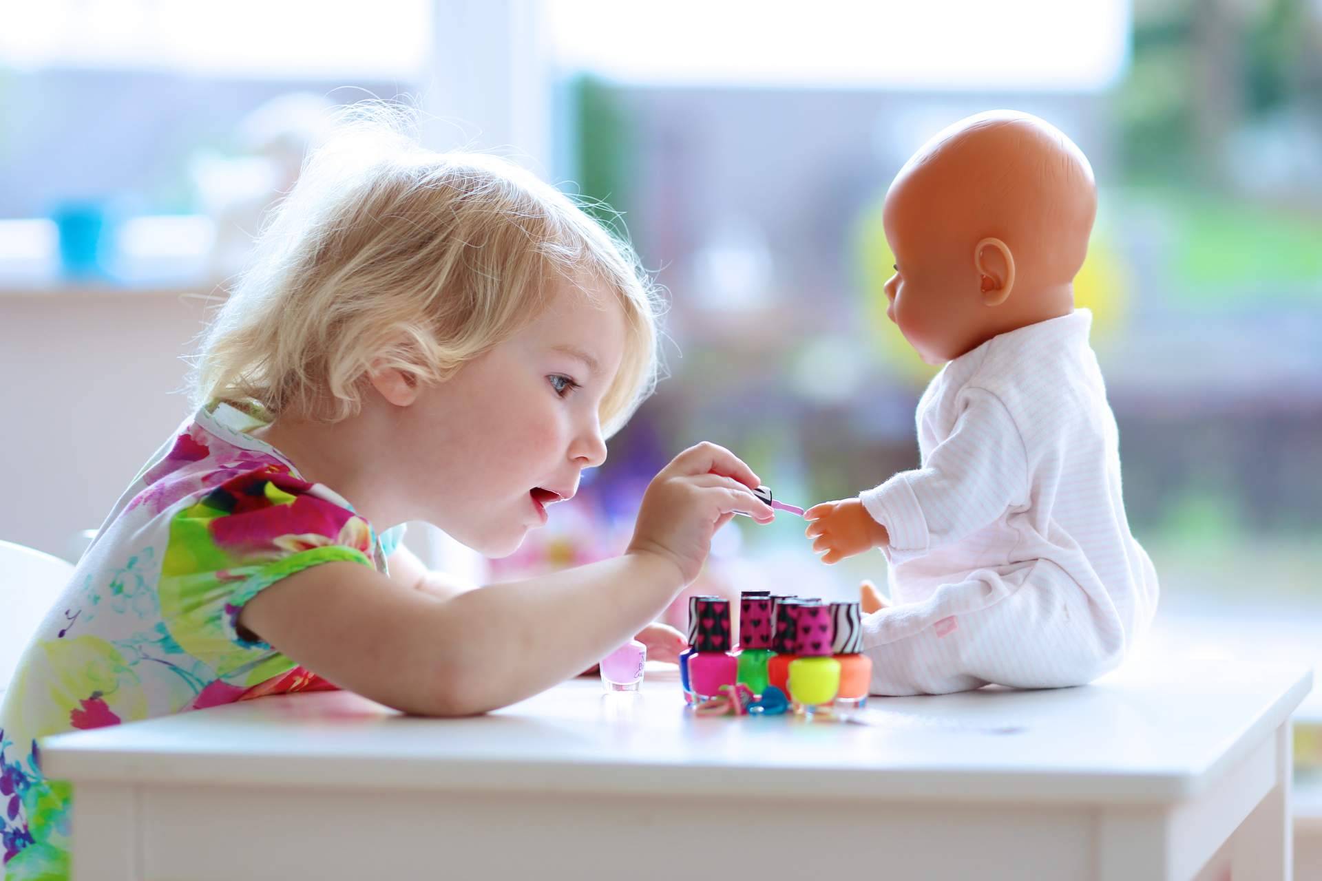 Las muñecas y juguetes infantiles tanto para niños como para niñas de Muñecas de Moda