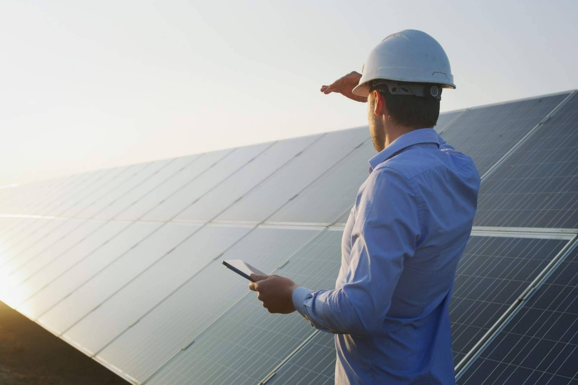 ¿Cómo funciona la subvención de energía solar en España? Asesoramiento de los profesionales de Ingeniería MASRED