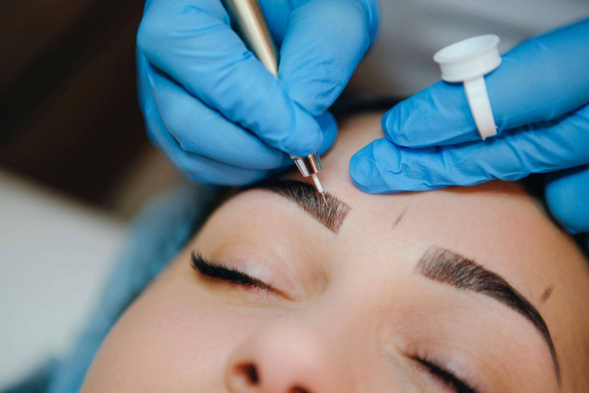 Policlínica ICD aclara dudas acerca del microblading y la micropigmentación de cejas