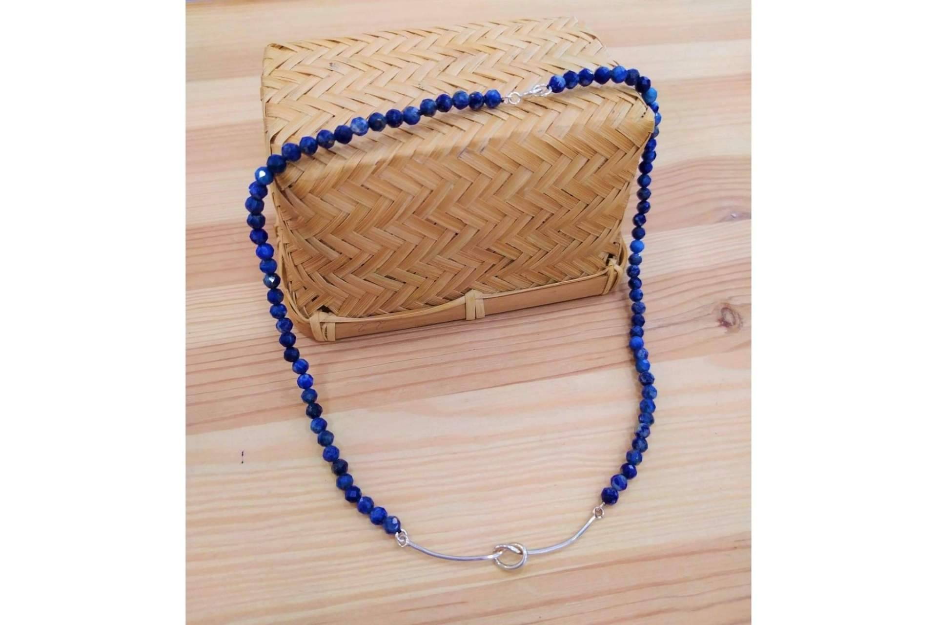 Dreki ofrece un amplio catálogo de collares exclusivos para ir a la moda en verano