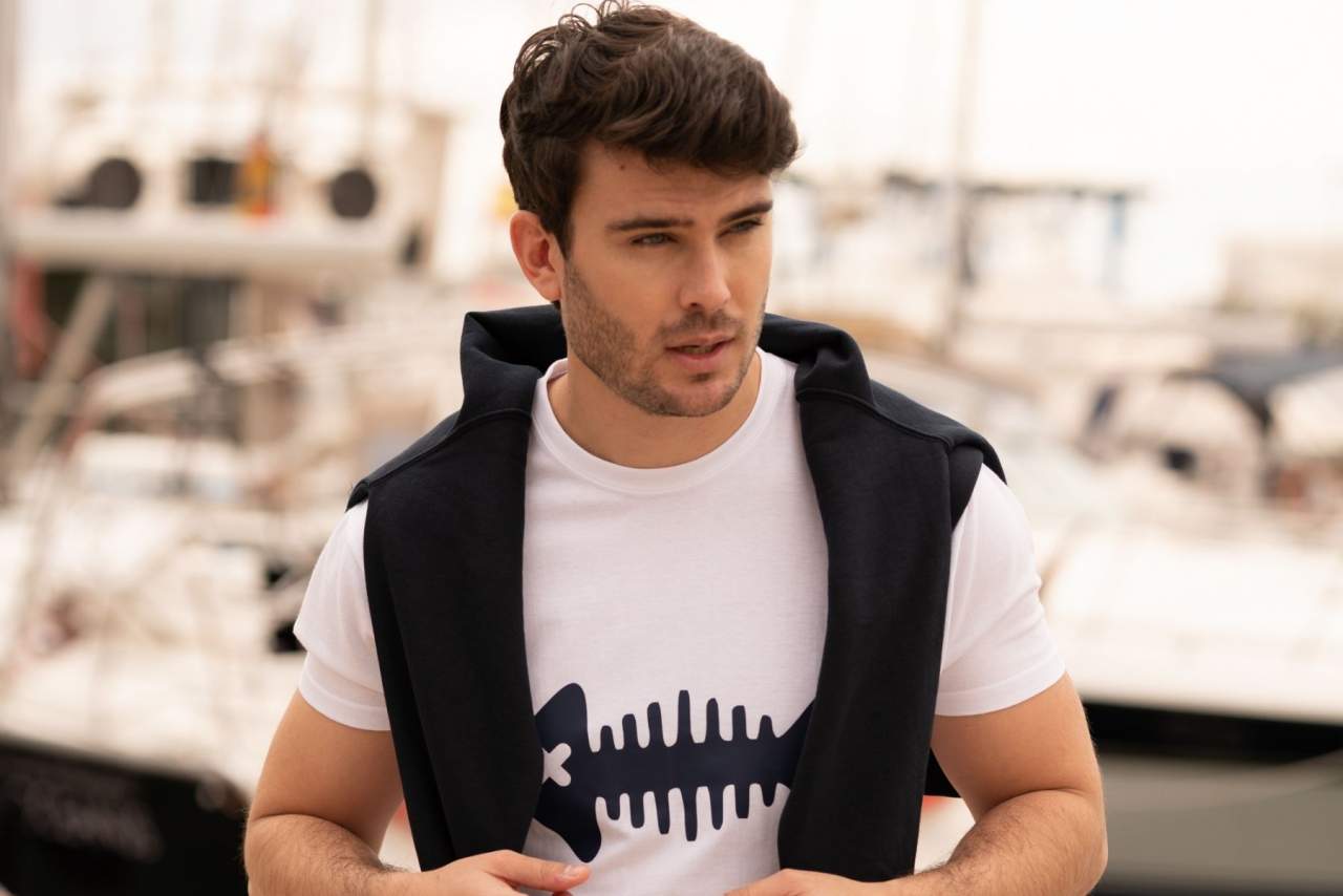 Camiseta raspa pescado Maiwa: ética a la moda