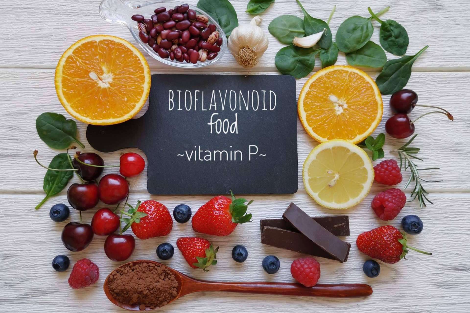 El libro Estilo de vida saludable, de la Dra. Pérez del Pozo, habla sobre la importancia de la vitamina P