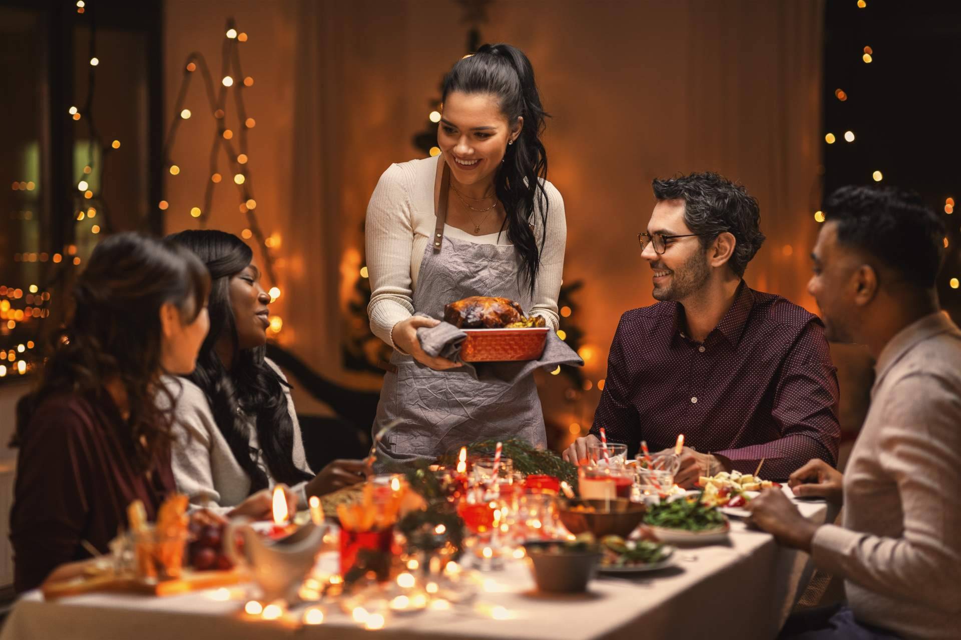 Claves de psiconutrición para gestionar mejor el hambre emocional y los antojos navideños