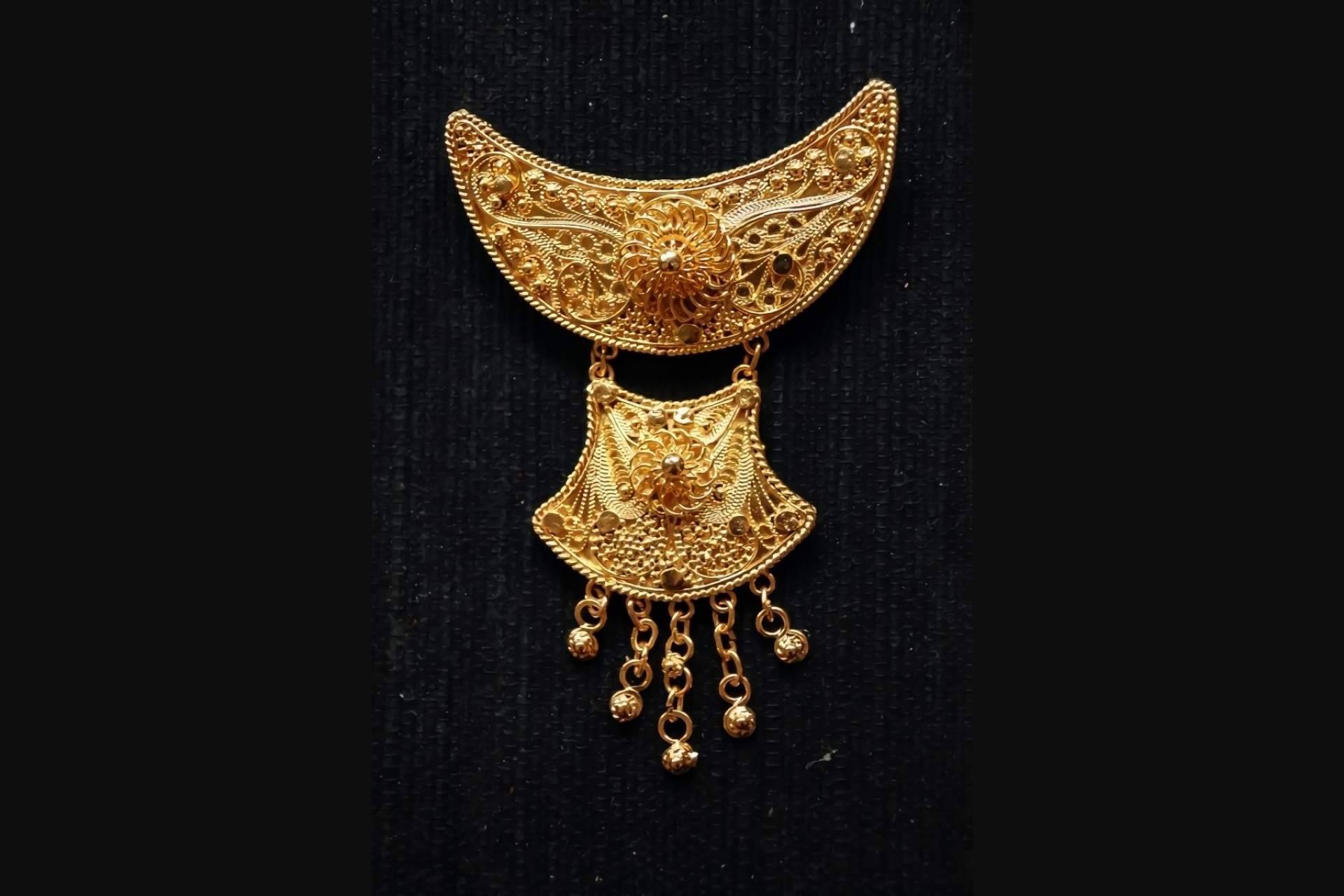 Broches para ropa de lujo de la mano de Aldabón Luxury