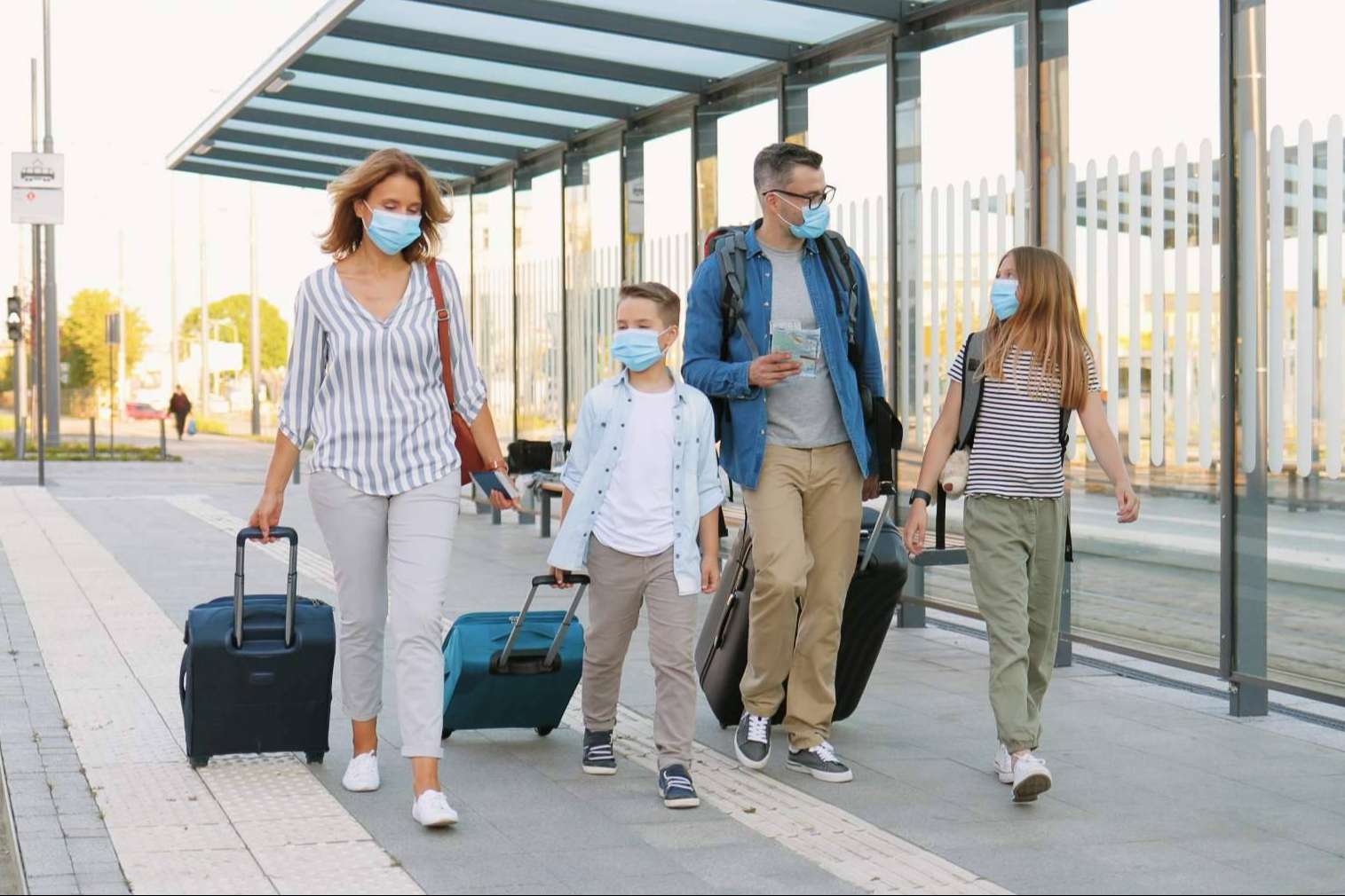 Qué seguro de viaje elegir para menores, por Coverontrip