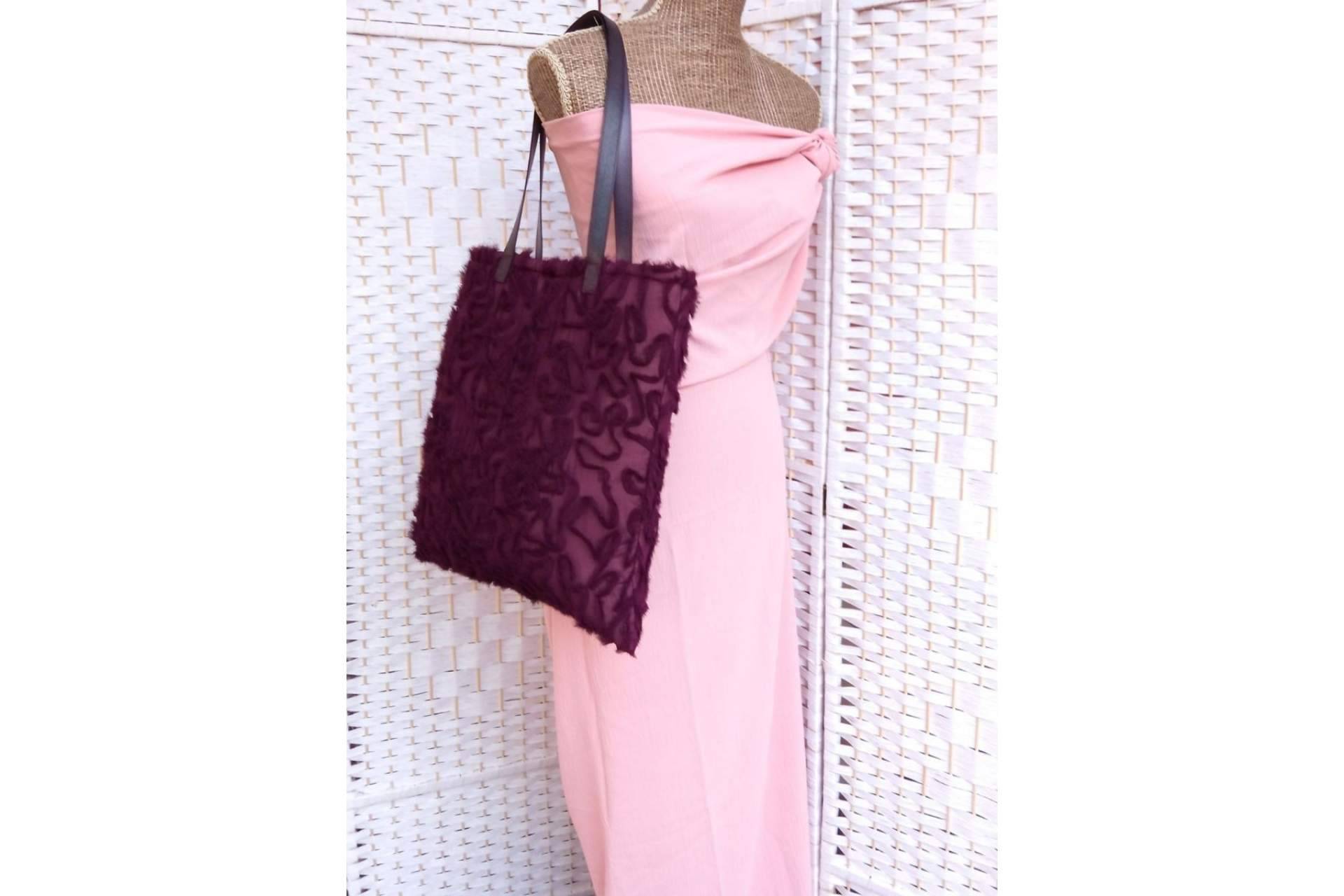 Inirt Atelier, bolsas de tela únicas y exclusivas confeccionadas de manera artesanal por una madre y una hija