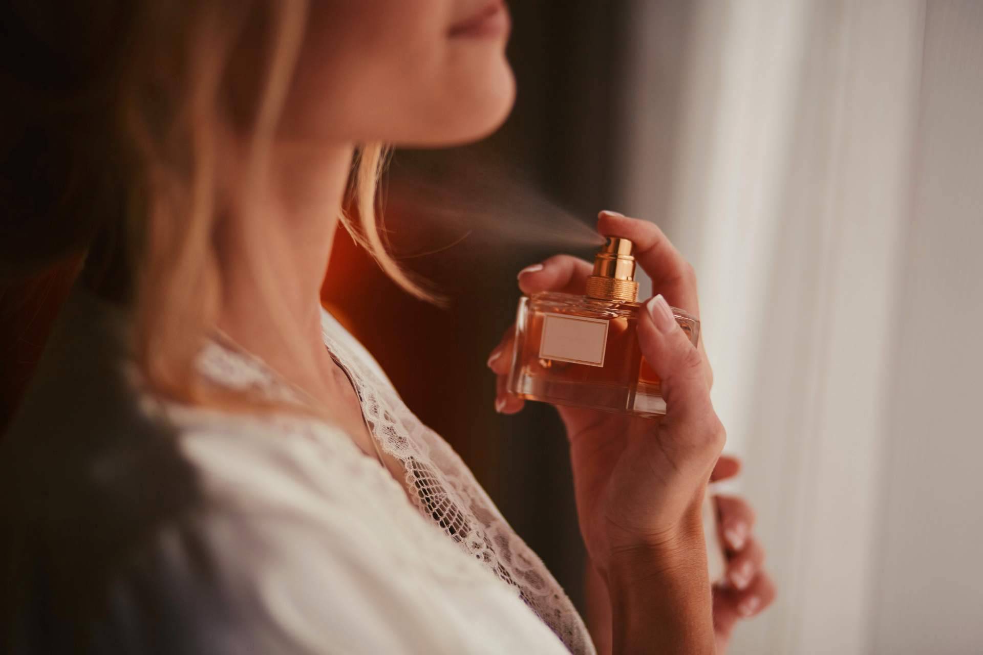 Los perfumes de mujer que mejor huelen de la mano de Larome Paris