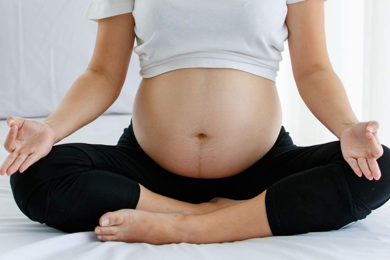 Yoga para embarazadas Valencia con Gobinde Yoga Alboraya