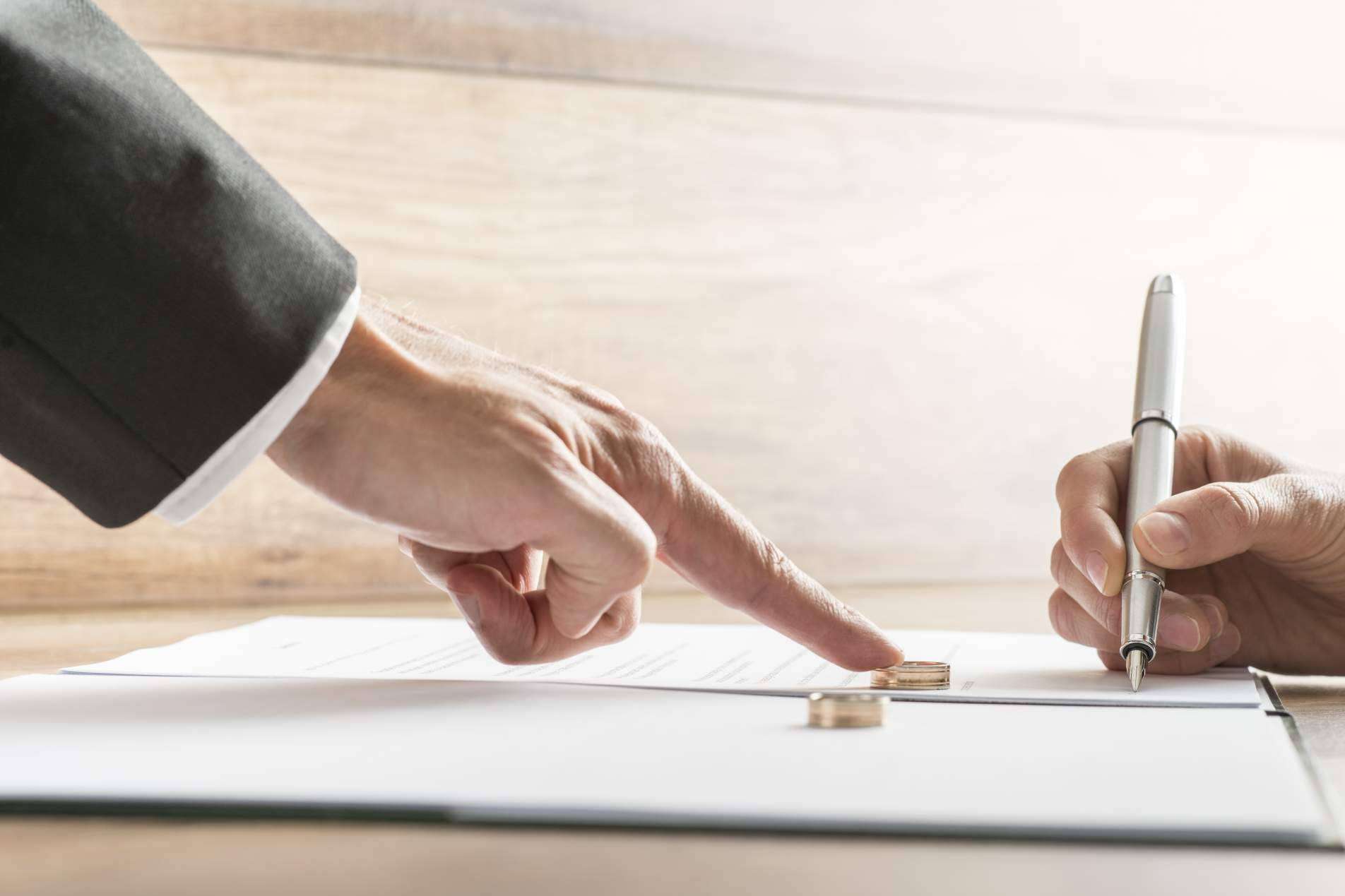 El abogado especialista puede evitar la ruina en un divorcio