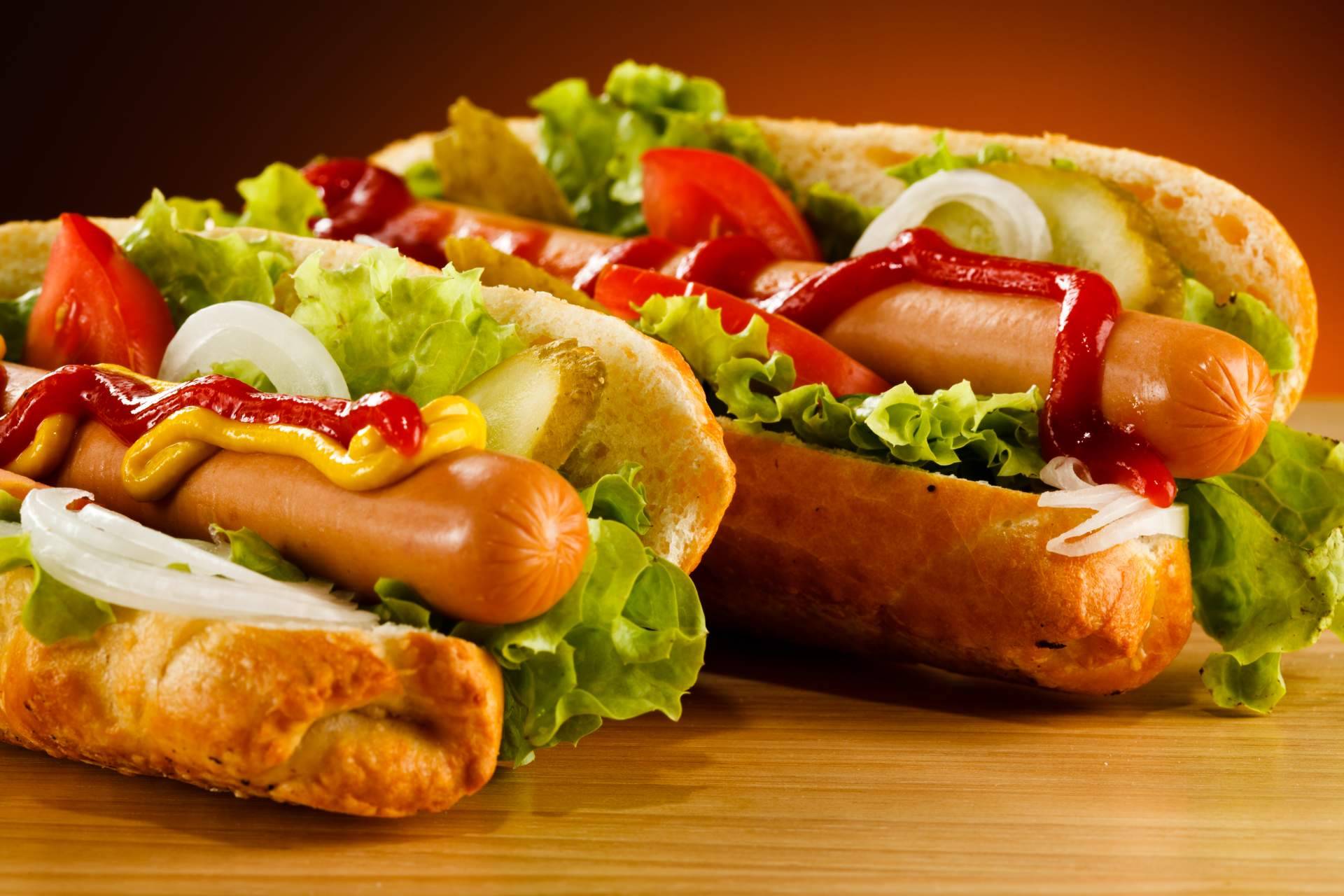 La firma Llooly presenta una franquicia de hot dog