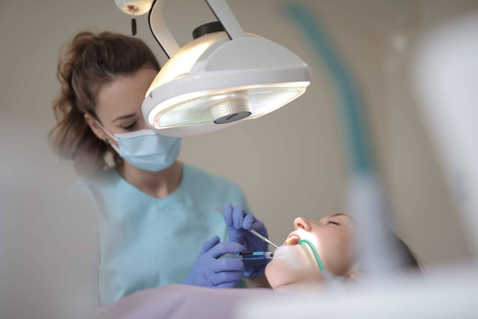 ¿Cuál es la mejor clínica dental en Huelva? Face Clinic