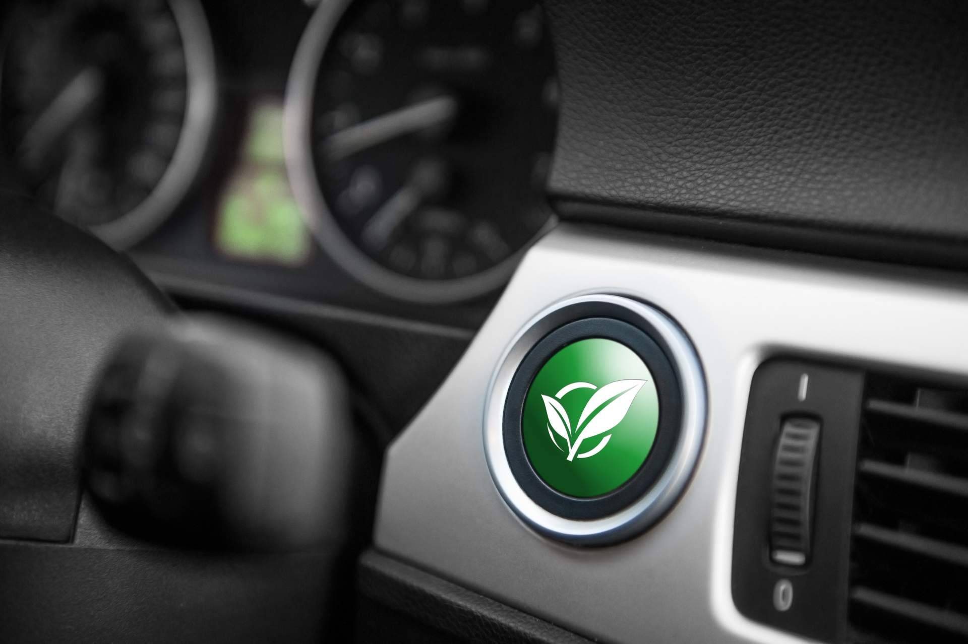 ¿Cómo pueden ayudar los coches híbridos a reducir los niveles de contaminación del medioambiente?