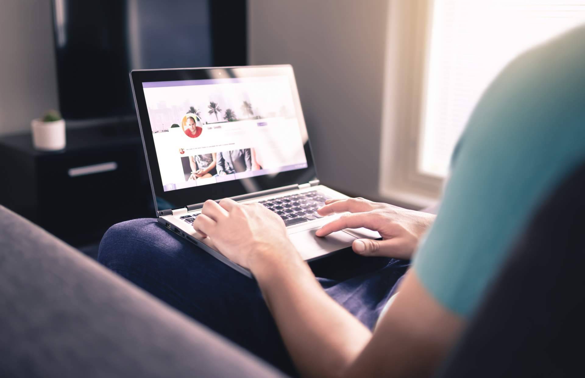 Tablón de Empleo es un tablón de anuncios que facilita la búsqueda de empleo