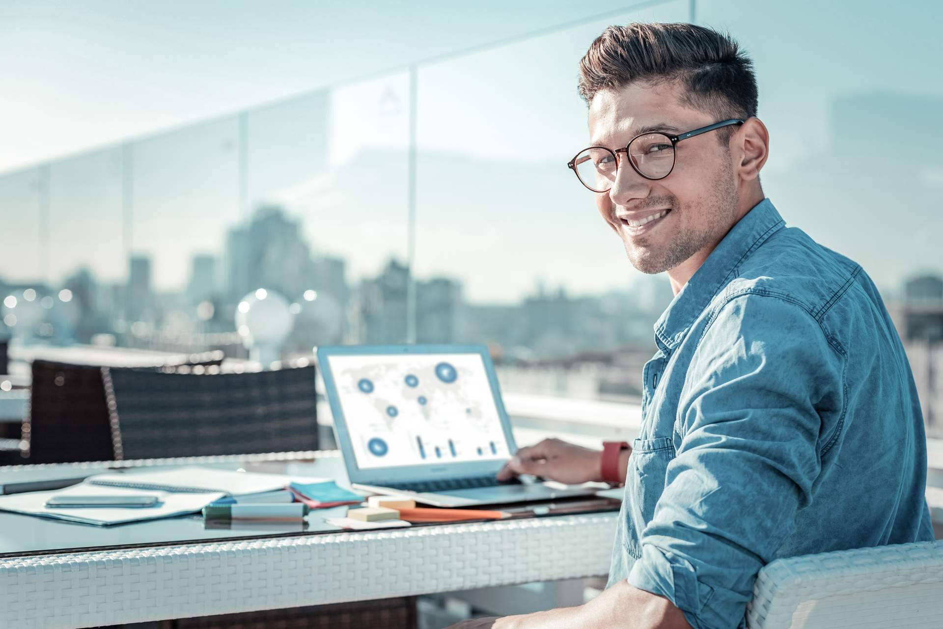 Vivir de una pasión es fácil: crear academia online para vender cursos y formaciones gracias a Ulises Project