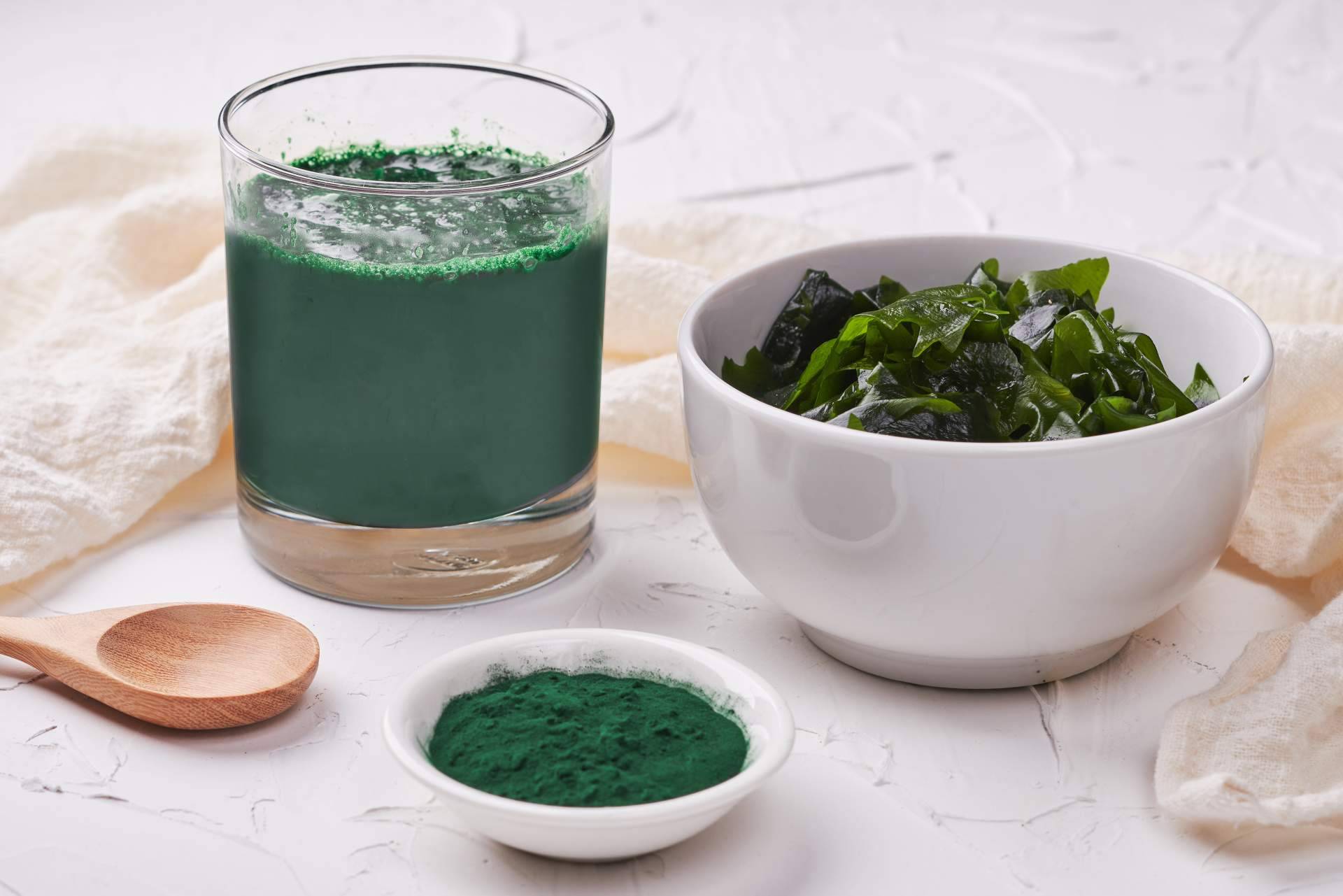 ¿Qué es la espirulina en polvo? Sus propiedades y beneficios, por Mediterranean Superfoods