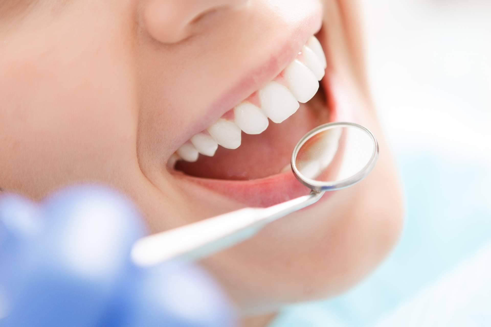 Opiniones sobre la Clínica Dental Helident, centro situado en Sevilla