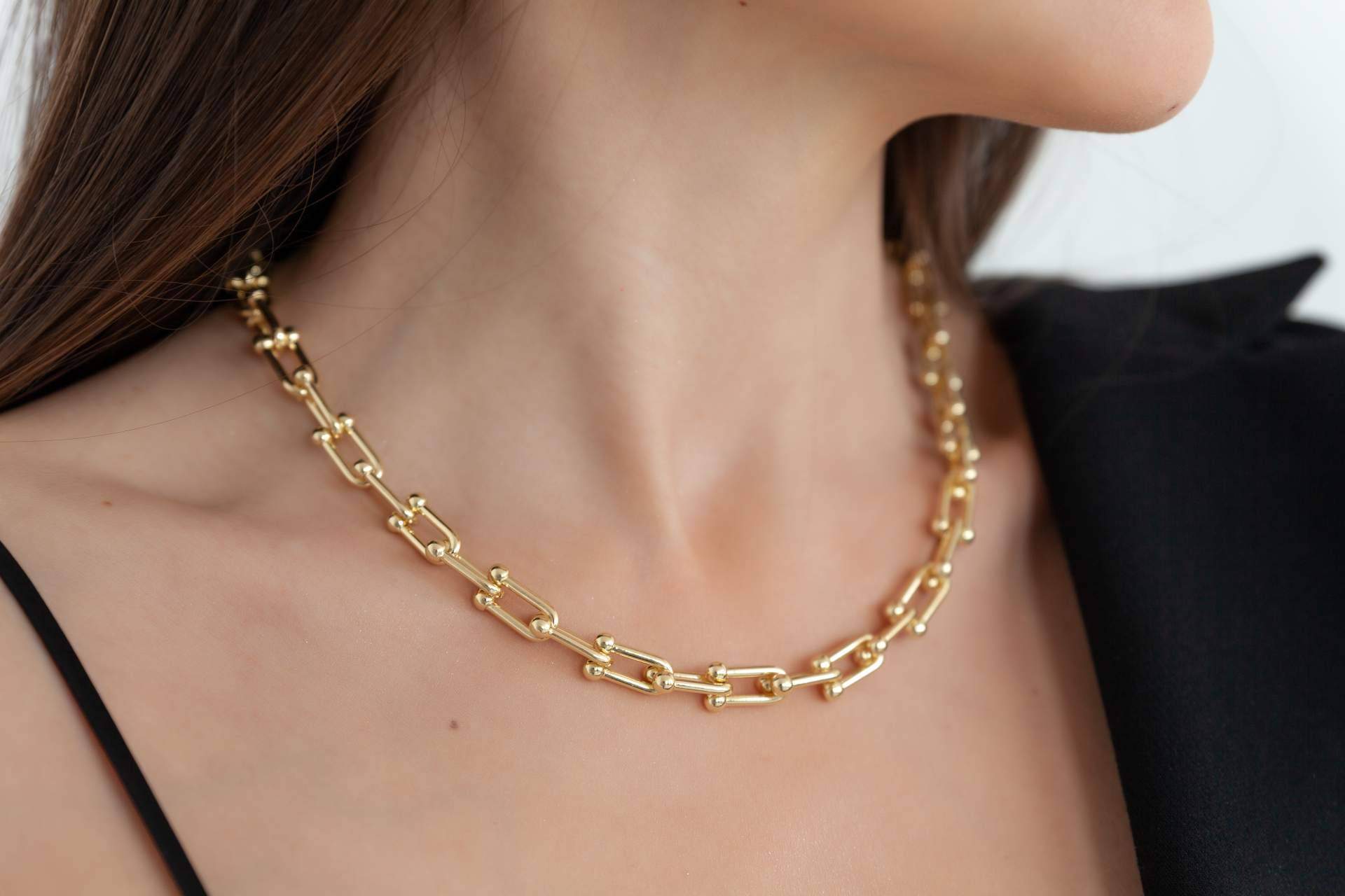 Las cadenas de oro, una joya clásica de la mano de El Rubí Joyeros