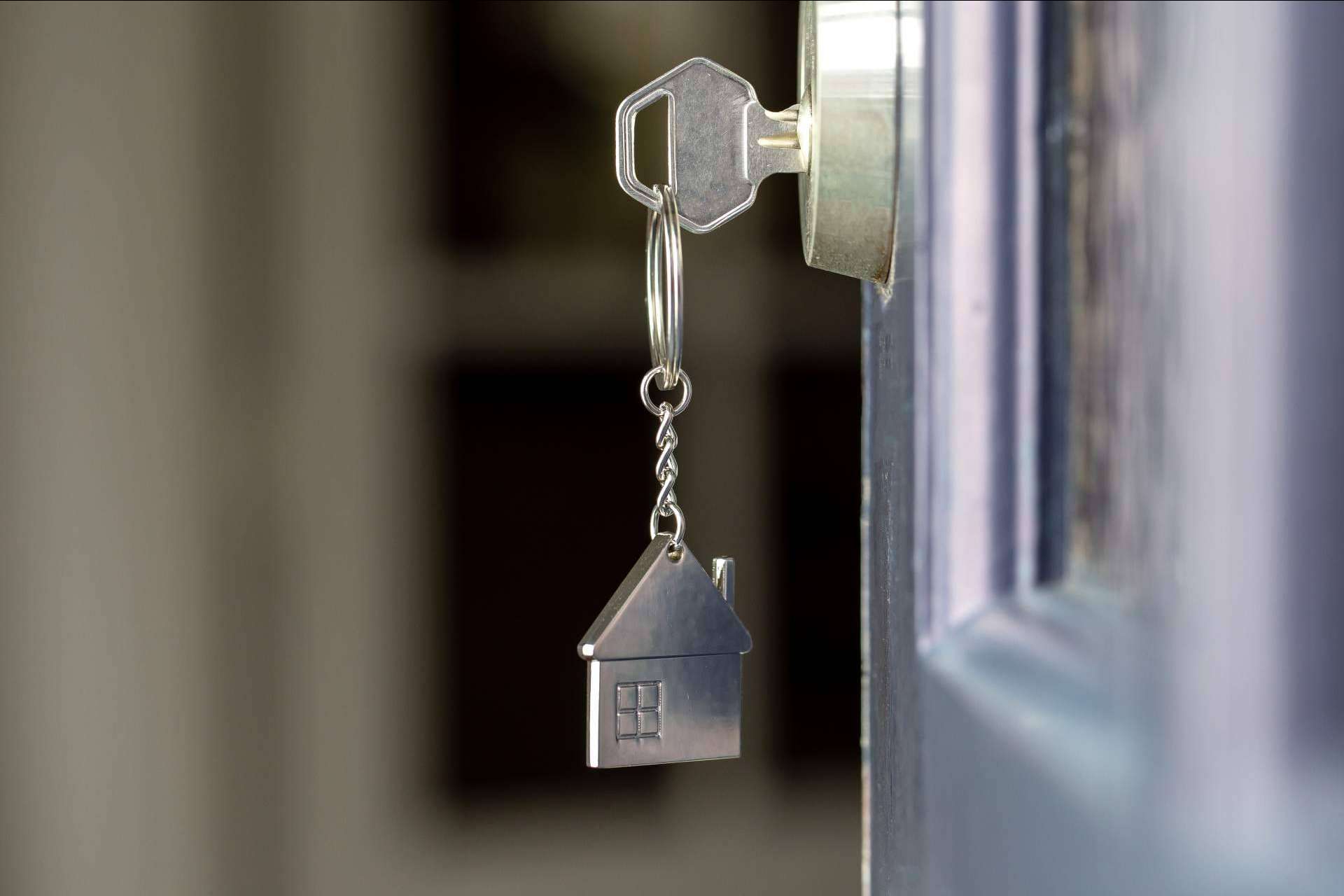 ¿Qué hay que tener en cuenta cuando se compra una vivienda de segunda mano? ¿Cómo puede ayudar un intermediario hipotecario?