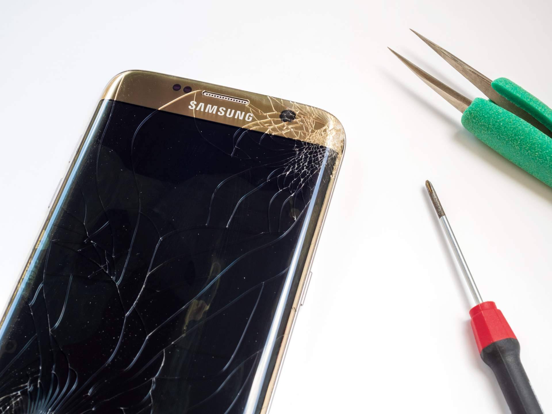 Repuestos Tic ofrece reparaciones teléfonos Samsung