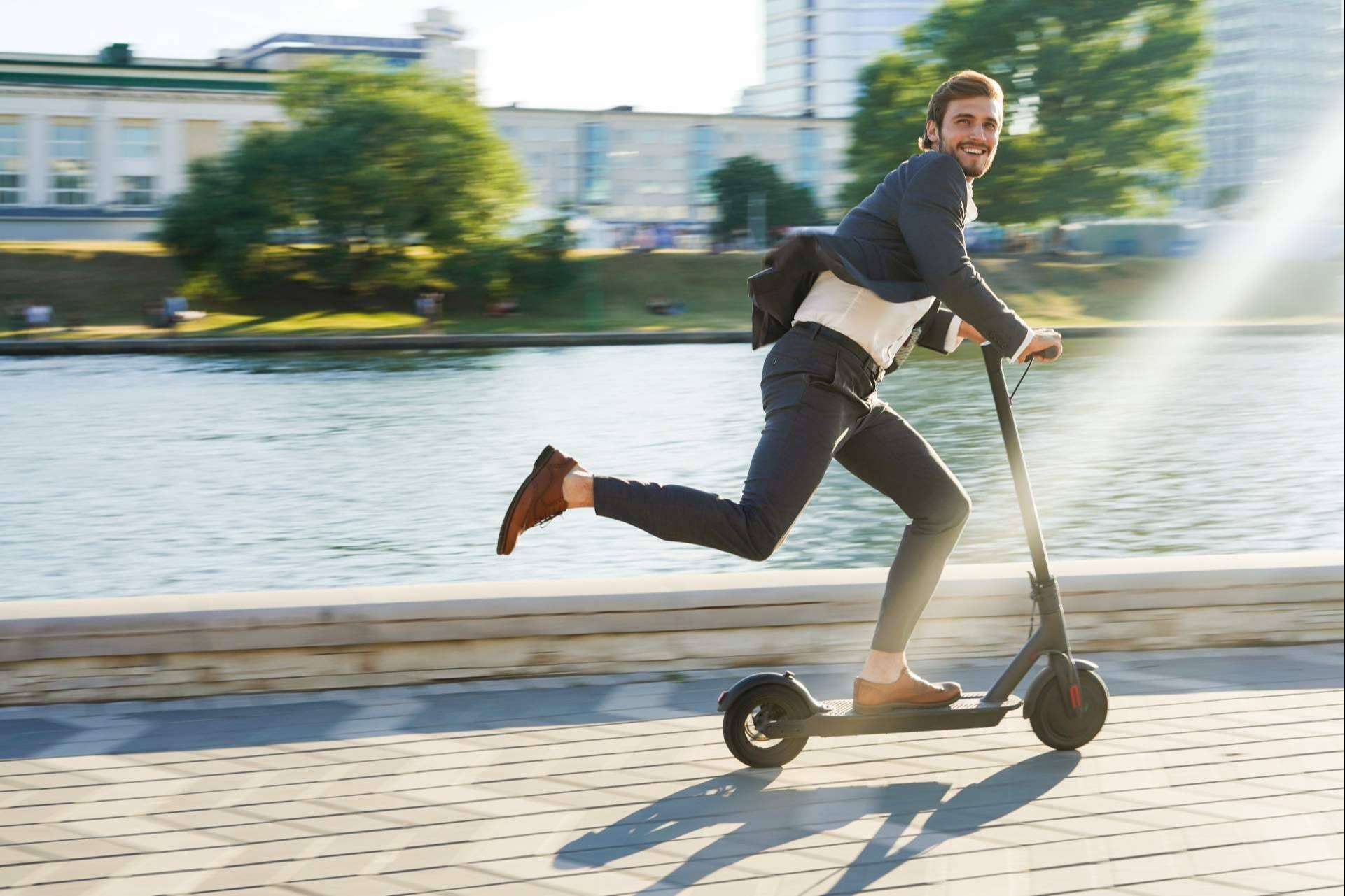 Taller de reparación de patinete eléctrico en Barcelona ¿Cuáles son las principales consultas?, por Talleres LYNX