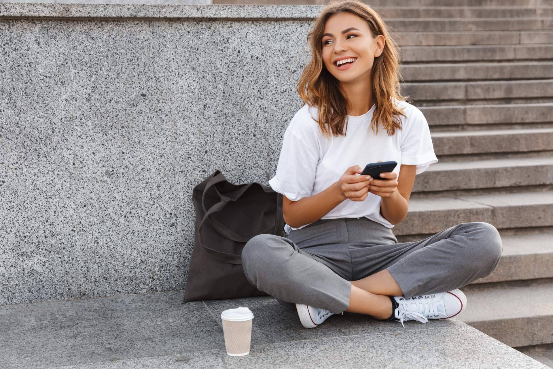 ¿Cómo emprender un negocio?, consejos a través de las redes sociales con Conocimiento Infinito
