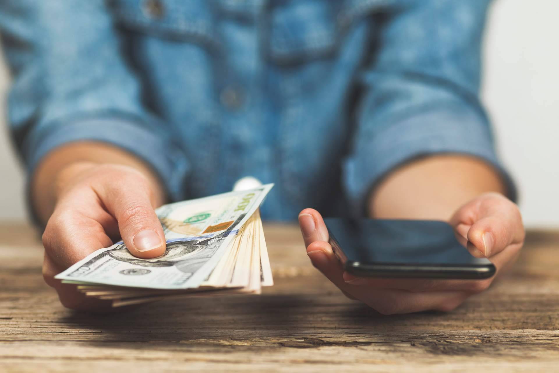 Gelt Giro, la web que compara empresas para enviar dinero