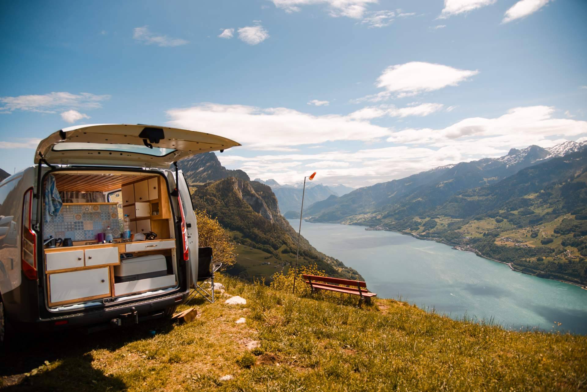 ¿Cómo instalar una claraboya camper?, por Baie-Car