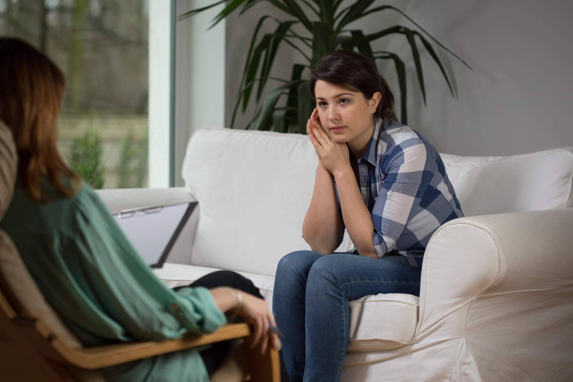 Por qué es importante la terapia emocional individual con especialistas como Míriam Pascual